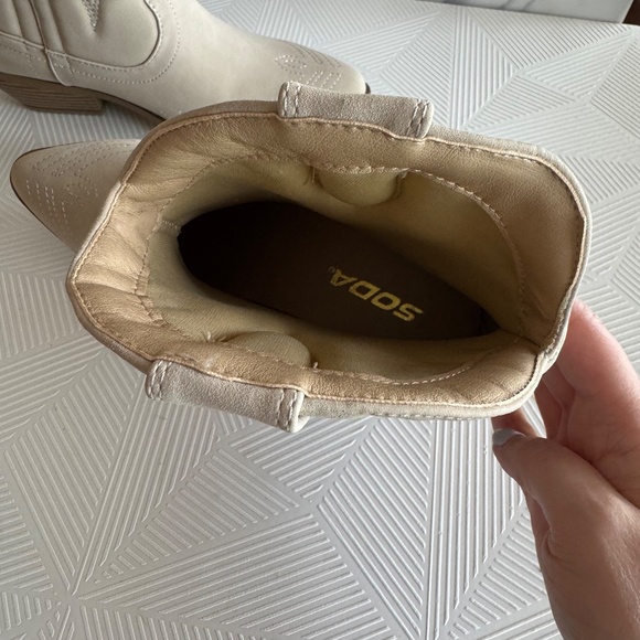 Soda Women Cowgirl Western Stitched Ankle Boots Pointed Toe Short Booties Size 7 - Picture 9 of 10